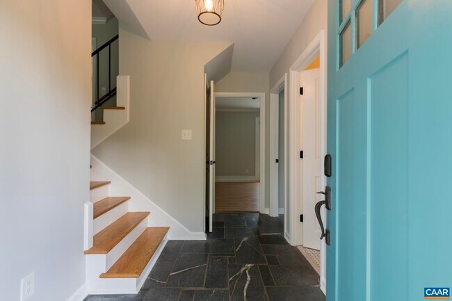 Building Photo - 629 Watson Ave