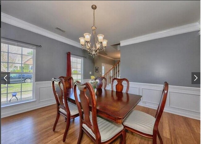 Building Photo - Beautiful 5-Bedroom Home in Huntersville w...