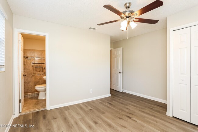 Building Photo - 9406 Gisborne Dr