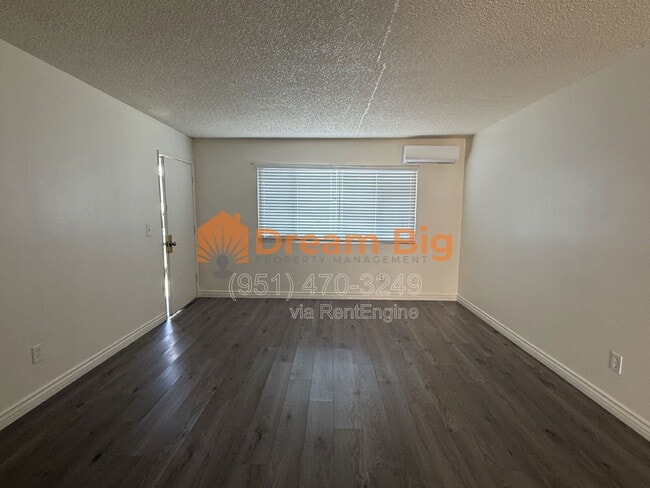 Building Photo - 245 Maryknoll Dr