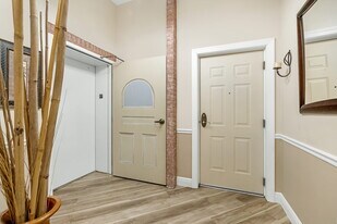 Building Photo - 2745 1st St