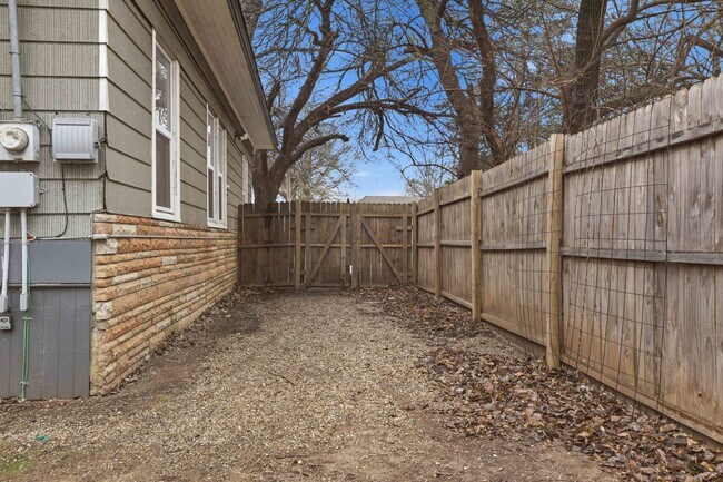 Building Photo - 1617 NW 7th St