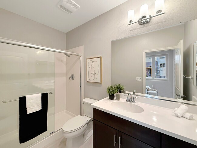 Building Photo - 262 Agustin Narvaez St