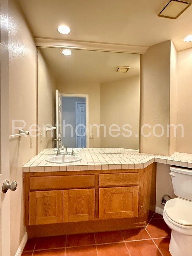 Building Photo - 12613 Crest Knolls Ct