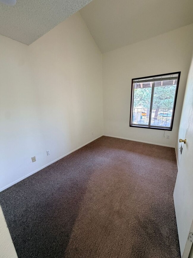 Building Photo - 1200 S Riordan Ranch St