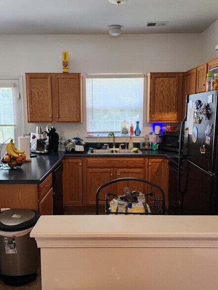 Kitchen - 4205 Riding Place Rd