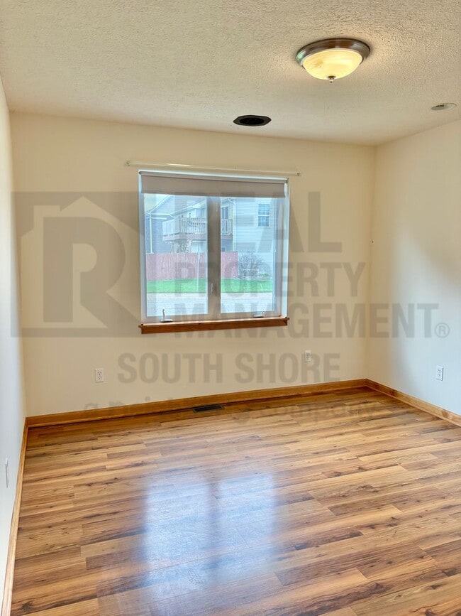 Building Photo - Energy-Efficient 3 Bed / 2 Bath Home with Solar + 2-Car Garage