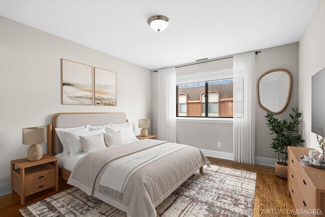 Building Photo - 737 Chestnut St