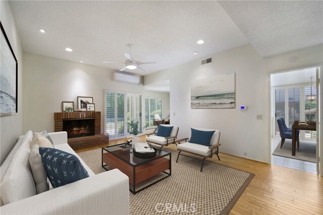 Building Photo - 26501 Cortina Dr