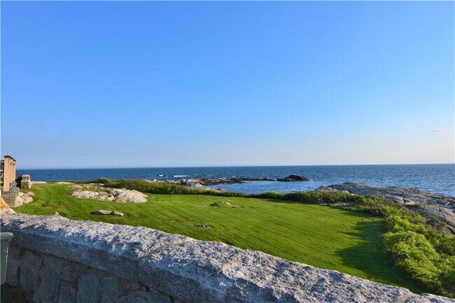 Building Photo - 61 Ledge Rd