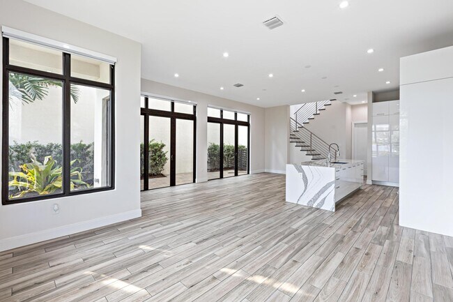 Building Photo - 8225 NW 43rd St
