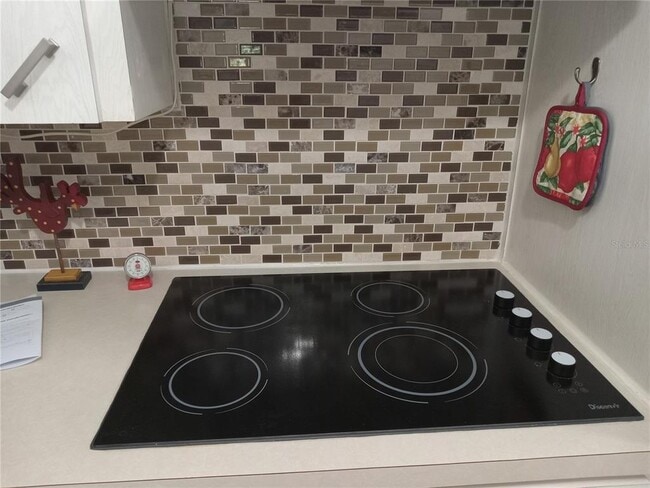 Building Photo - 2331 Finlandia Ln