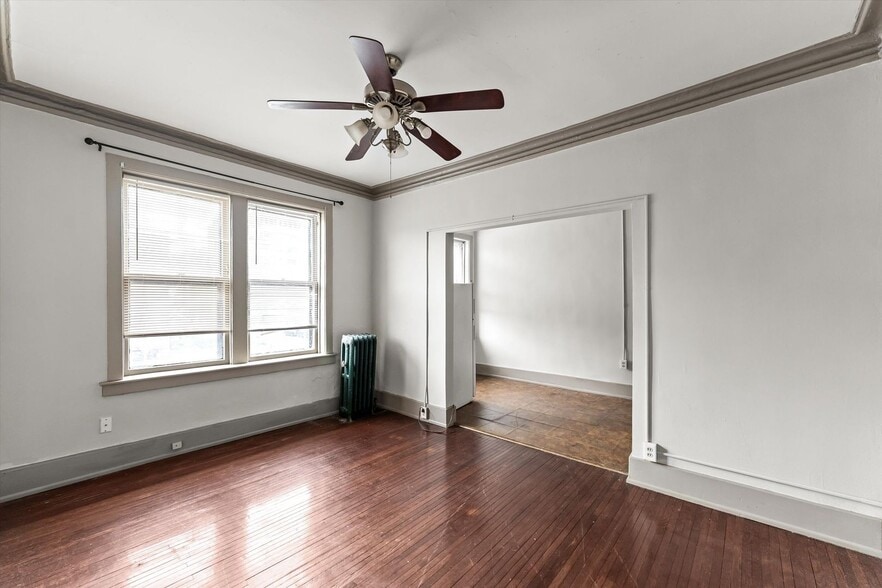 Interior Photo - The Richmond