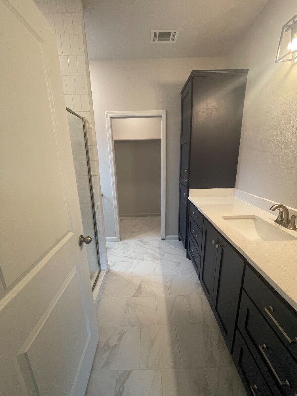 Building Photo - 407 E Houston St