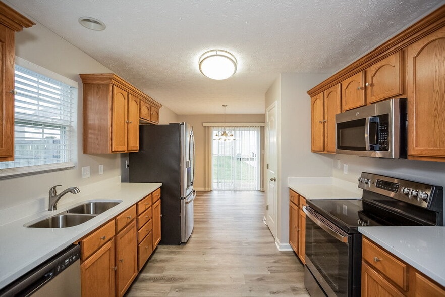 Building Photo - 11409 Cuyahoga Dr