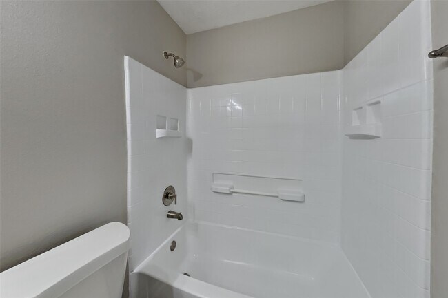 Building Photo - 19203 Canaras Ct