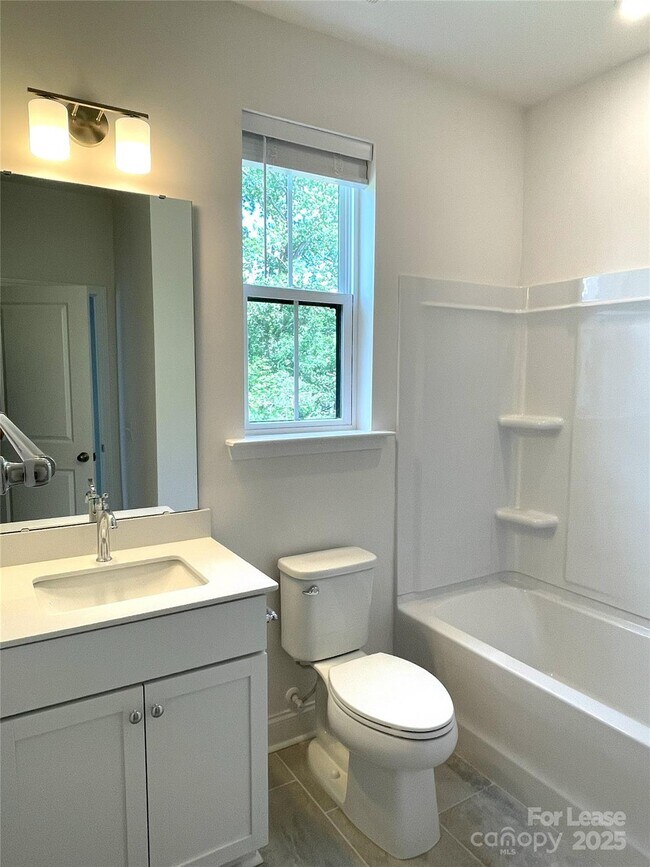 Building Photo - 5005 Layman Dr