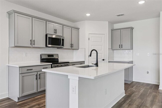 Building Photo - 13112 Siam Dr