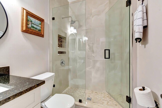 Building Photo - 6788 Hendry Dr