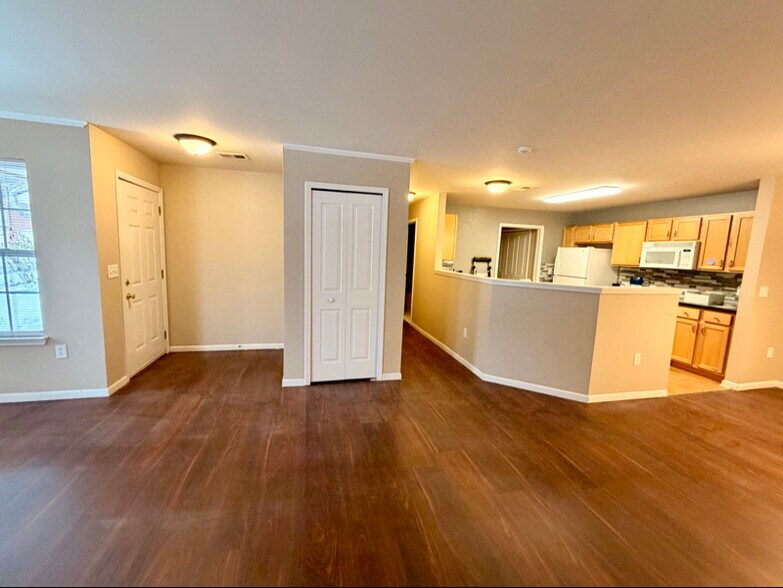 Building Photo - 4008 Berkeley Ave