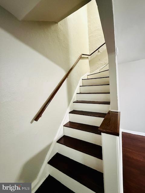 Building Photo - 4809 Wilern Ave