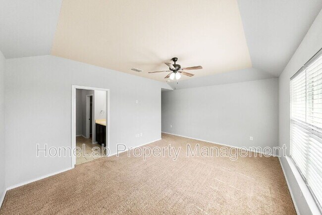 Building Photo - 11734 Pelican Cove