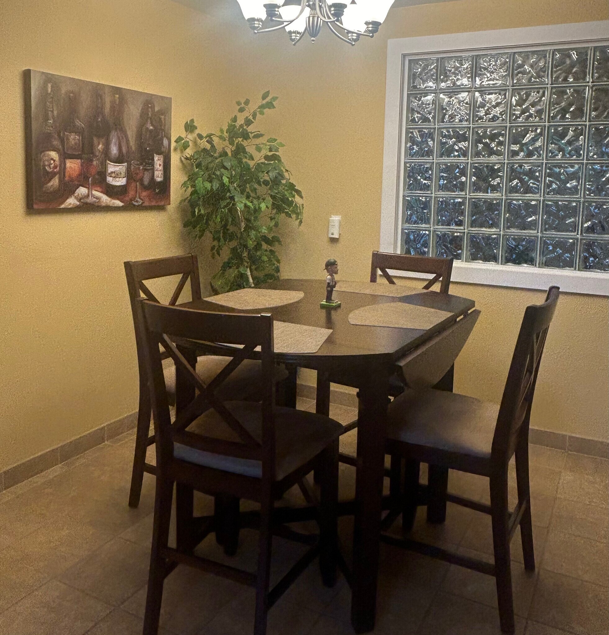 Building Photo - 6050 SW Taylors Ferry Rd