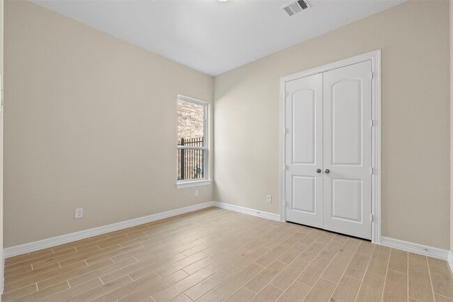 Building Photo - 3719 Savio River Ct
