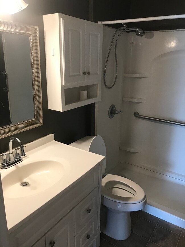 Building Photo - 51 Pelham Heights