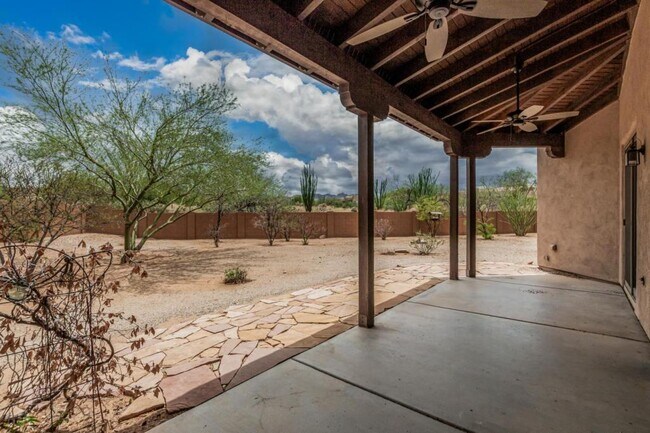 Building Photo - 16945 S Vanilla Orchid Dr