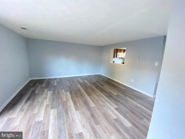 Building Photo - 6963 Villa-Del-Rey Ct