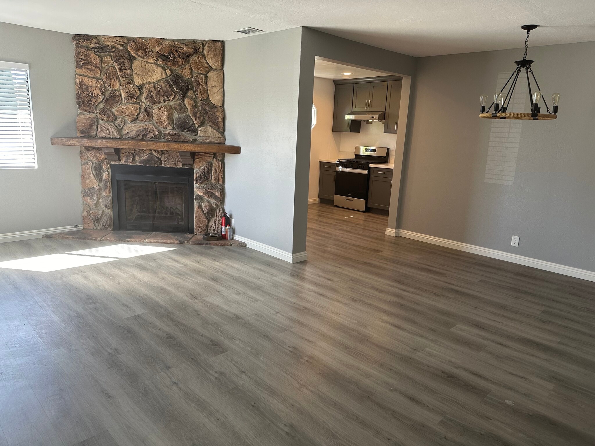 Building Photo - 21116 Denker Ave