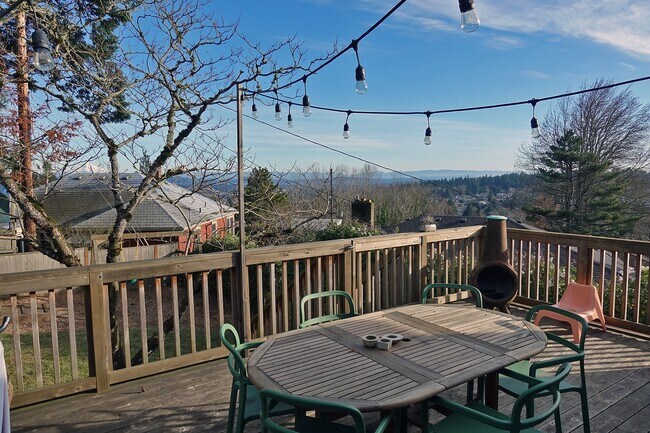 Building Photo - Hillsdale Ranch