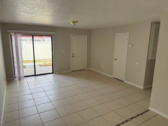 Building Photo - 4105 Corsair Ave