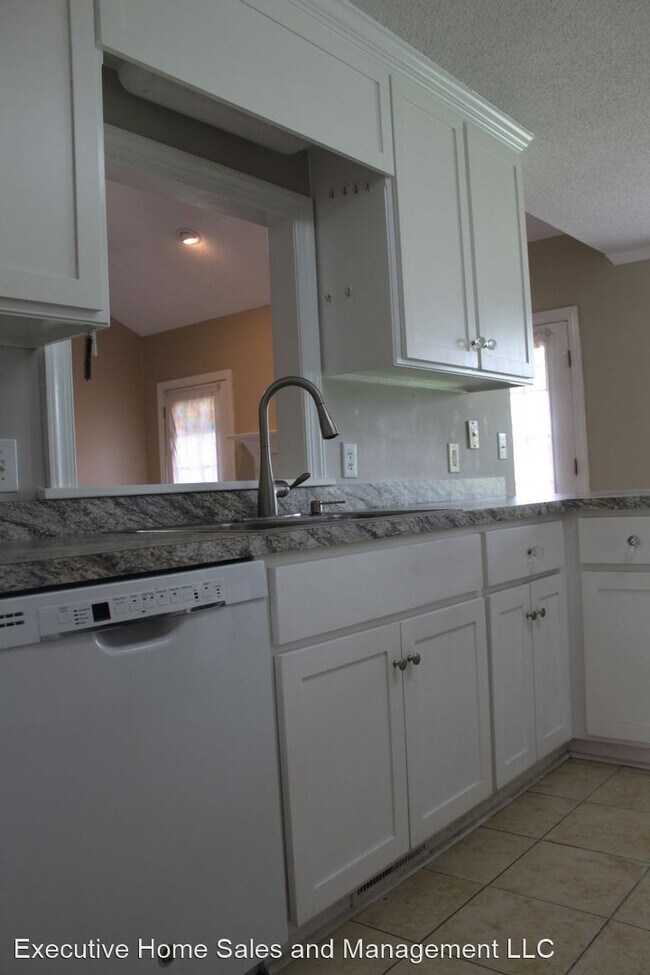 Building Photo - 3 br, 2 bath House - 420 Hunters Creek Dr
