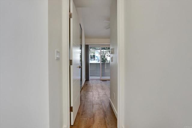 Building Photo - 410 Stratford Ct