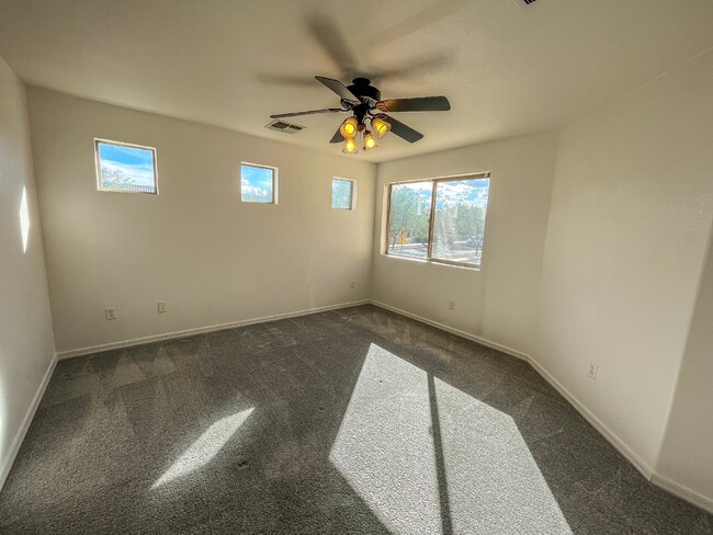 Building Photo - 3 bd plus den in Rancho Sahuarita