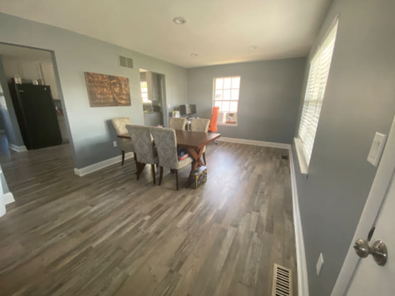 Building Photo - 1612 Hilltop Rd