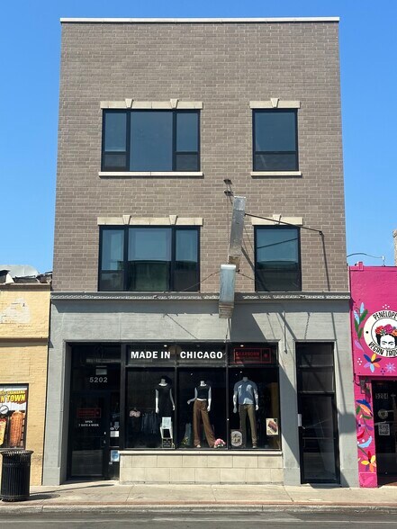 Building Photo - 5202 N Clark St