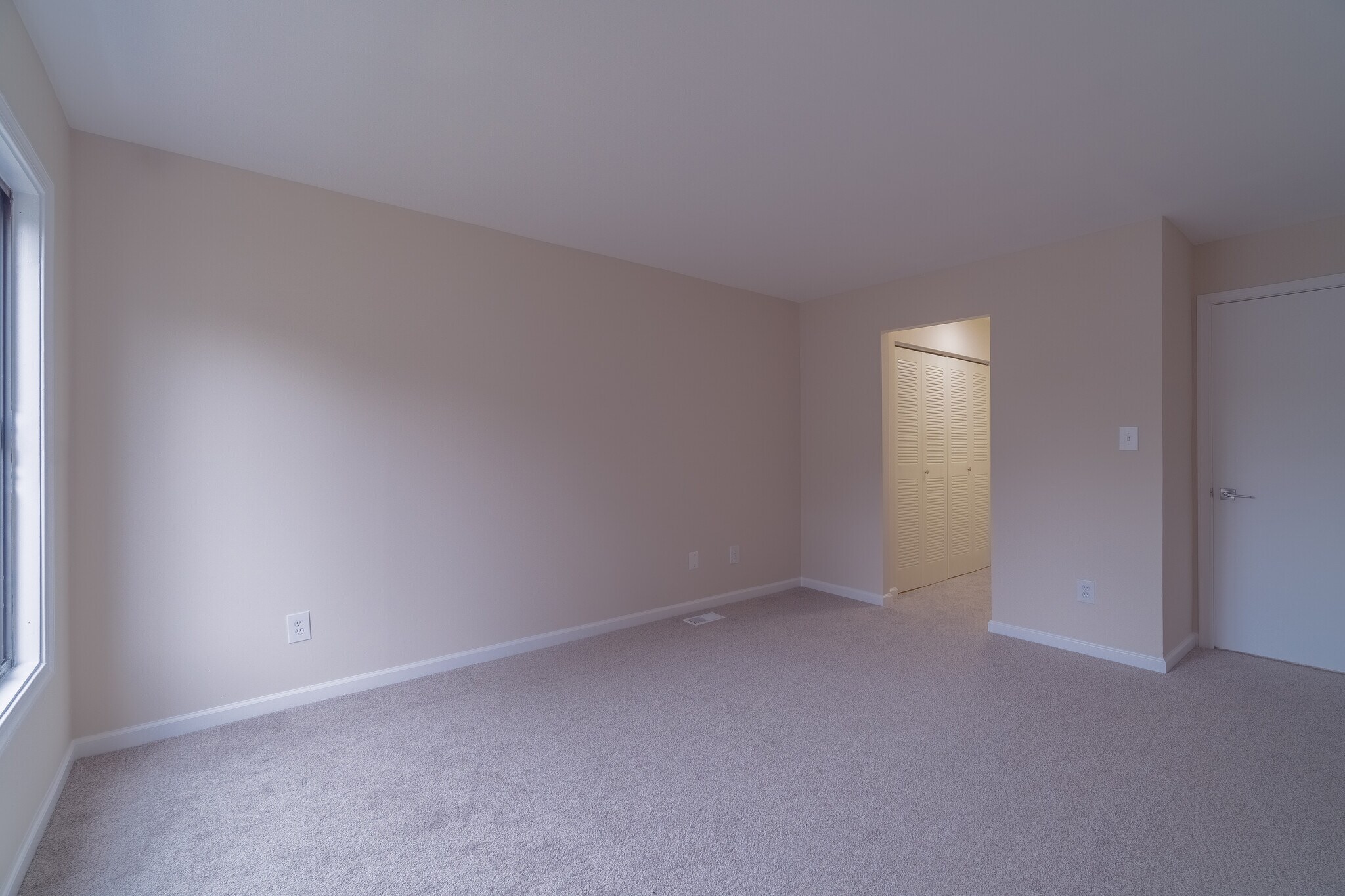 Building Photo - 9416 Penshurst Ct