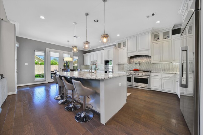 Building Photo - 1332 Gardenia Dr
