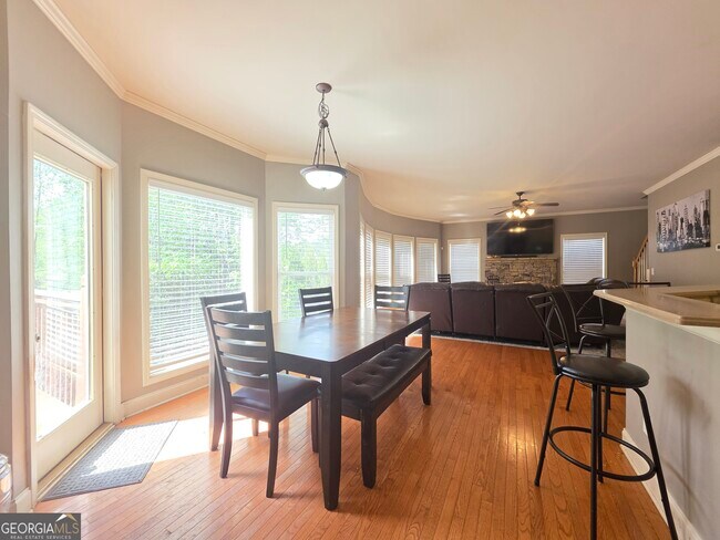 Building Photo - 94 Courtland Dr