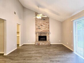 Building Photo - 22619 Deville Dr