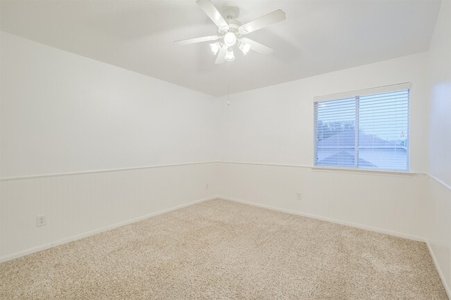 Building Photo - 15506 Anton Dr