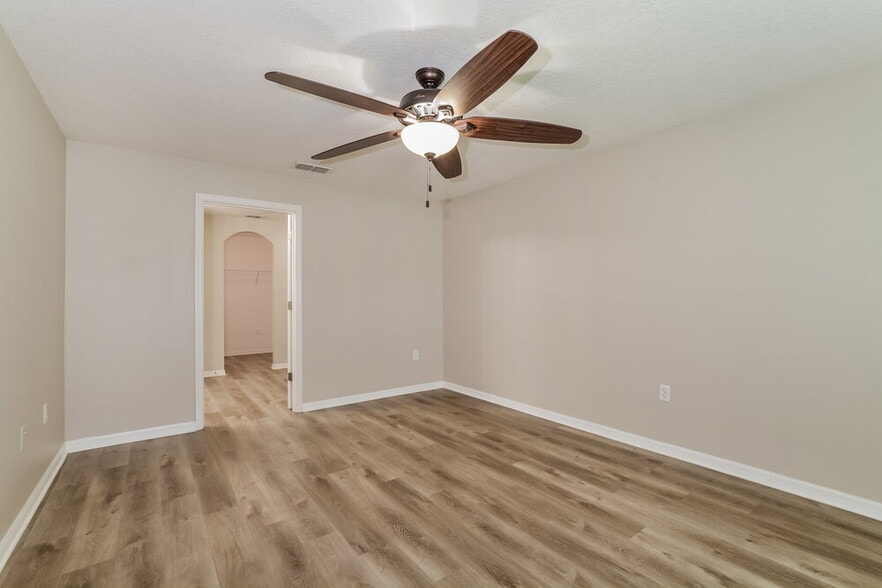 Building Photo - 2443 Bracknell Forest Trail