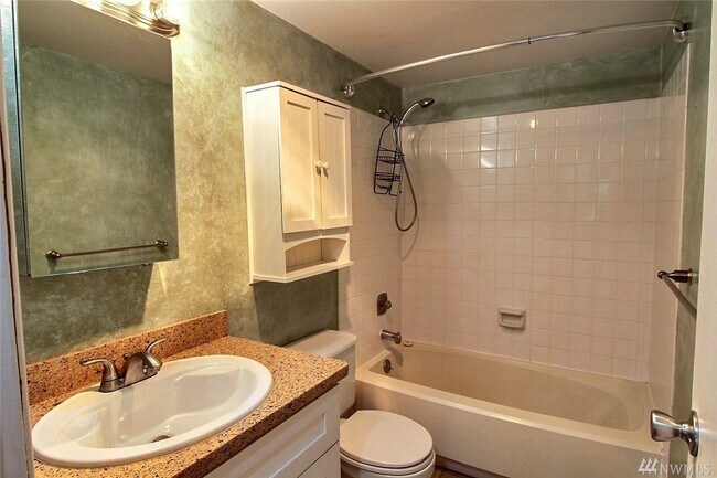 Building Photo - 17534 151st Ave SE