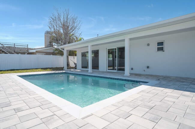 Building Photo - 4107 Miller Dr