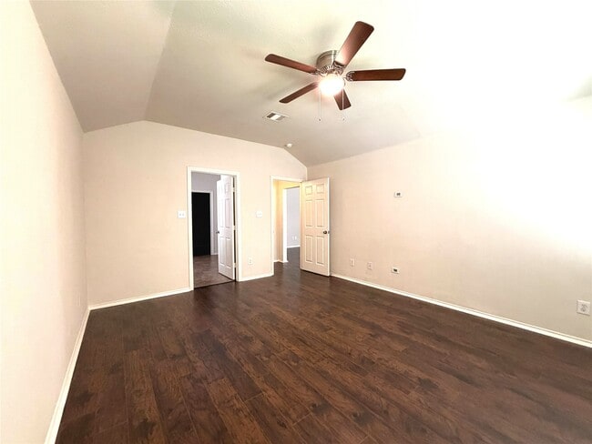 Building Photo - 1707 Magnolia Lake Ln