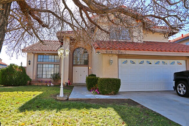 Building Photo - 3112 Caminito Ln