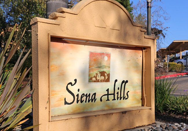 Primary Photo - Siena Hills